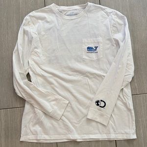 Mens long sleeved Vineyard Vines Tee, limited edition Shark Week XL